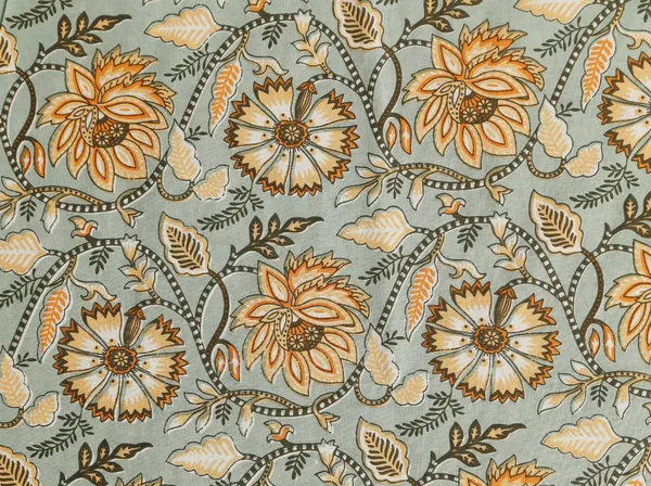 Mutlicolor_Cotton_Royal_Blossom_Empire_Double_Bedsheet_With_Pillow_Cover_108_X_108_Cm